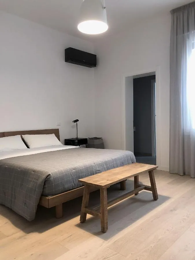 Affittacamere Whiterooms Cesena Italia